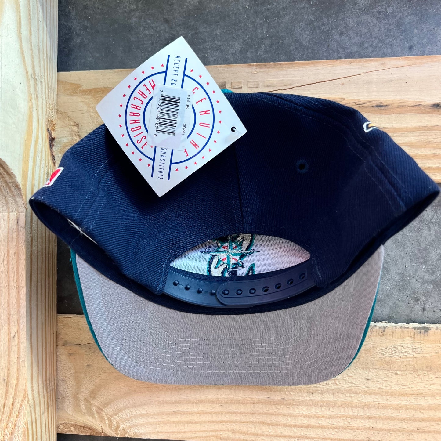 Vintage Mariners Hat (BRAND NEW)